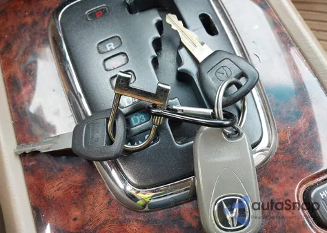 2002 Acura Mdx z USA, uszkodzony, nr VIN 2HNYD18262H543445